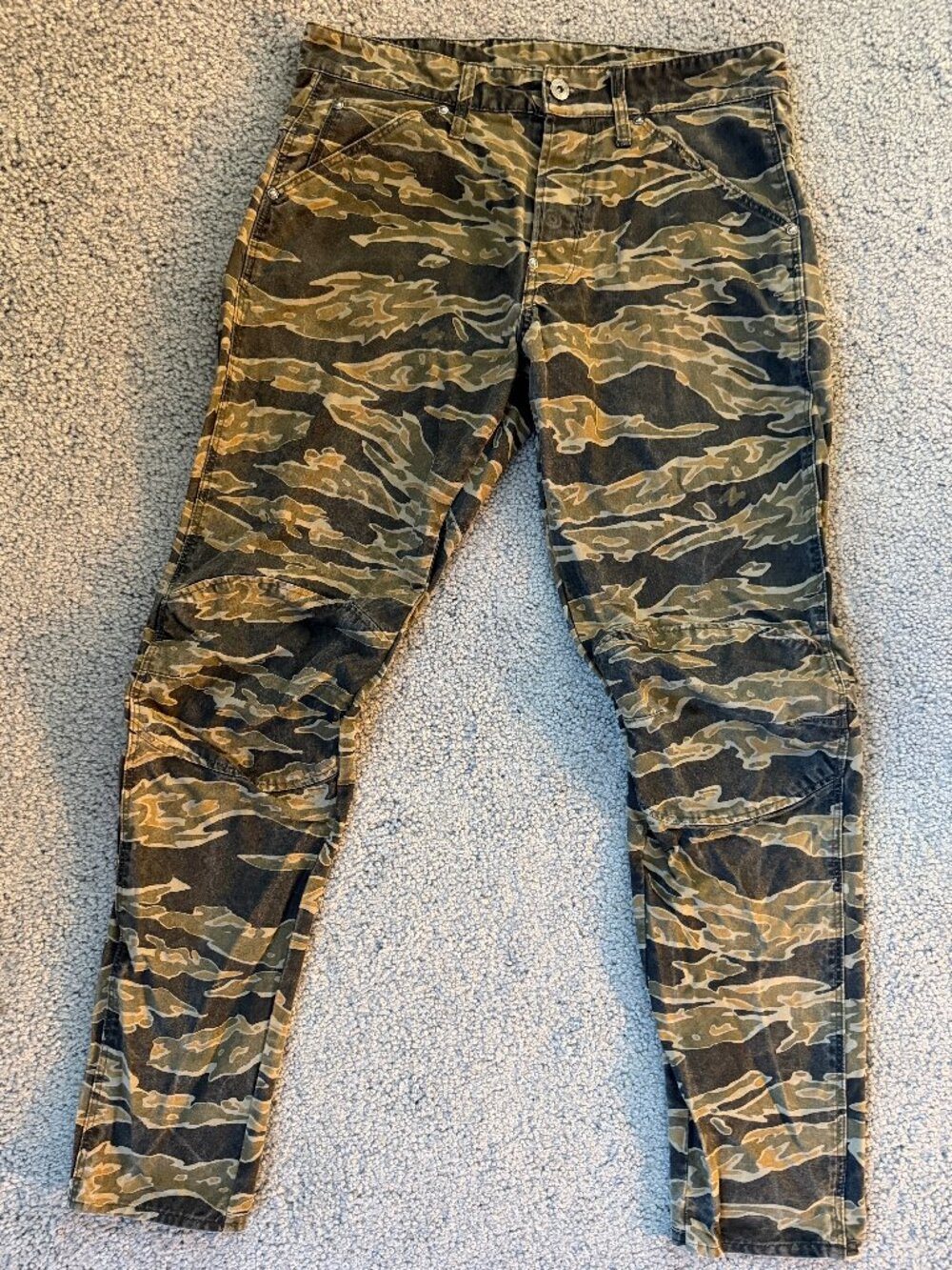 G-Star Raw 5622 Elwood 3D Tapered Tiger Camo Jeans 30x32 Very Good Condition